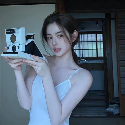 灰色的果实